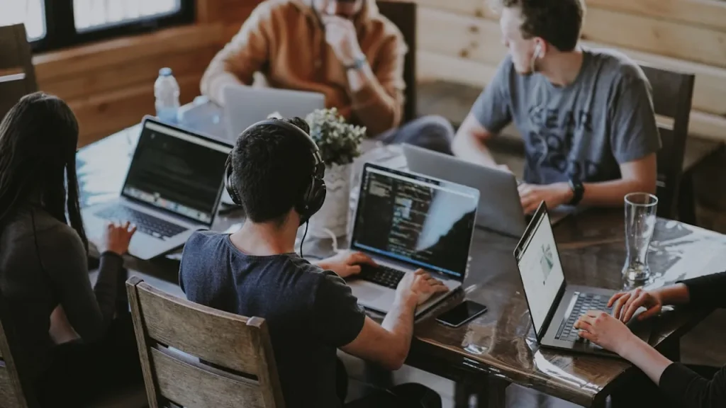 Blended Learning untuk Pelatihan Perusahaan