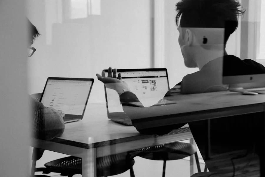 Kolaborasi Tim dalam Mengembangkan Skill Digital Marketing yang Dibutuhkan Perusahaan