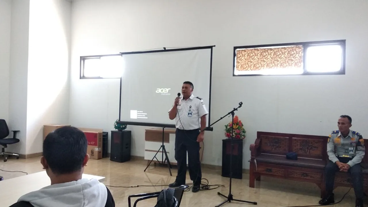 Pembukaan Pelatihan Videografi Argia Academy di Terminal Patria Blitar